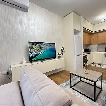 Ani'S Apartment Durres Bagian luar foto